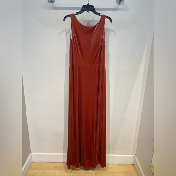 Floor length, dusty rose, size 14, velvet - Picture 2 of 3